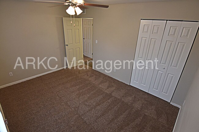 Building Photo - 3734 Warwick Blvd