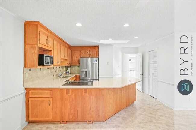 Building Photo - 5806 Harbour Bluff Terrace
