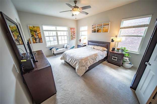 Building Photo - 2745 Troutt Dr