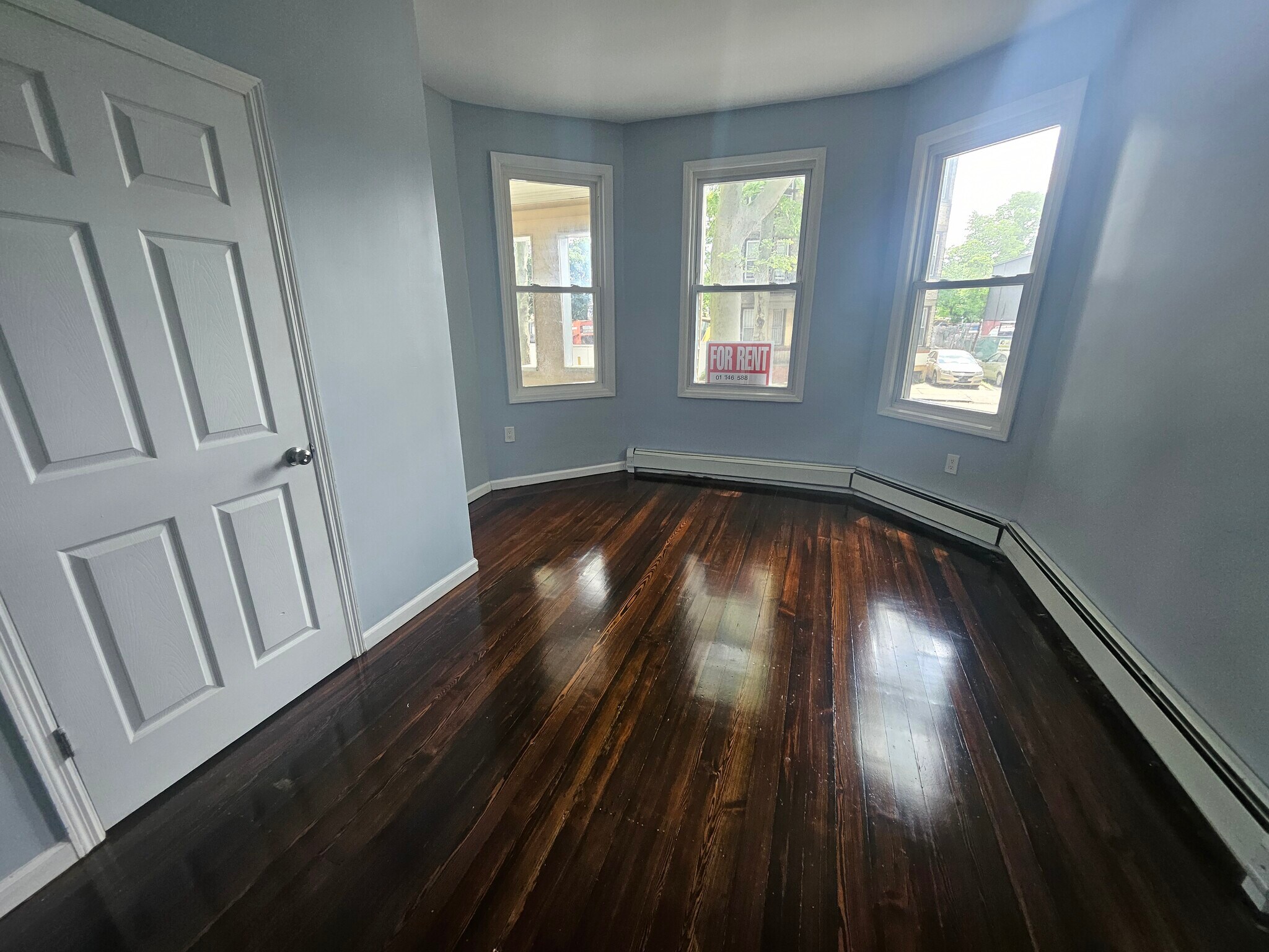 Main bedroom - 209 N 15th St