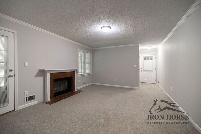 Building Photo - 8671 Macon Hwy