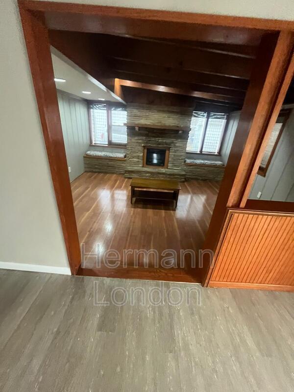 Building Photo - 30 St Celeste Dr