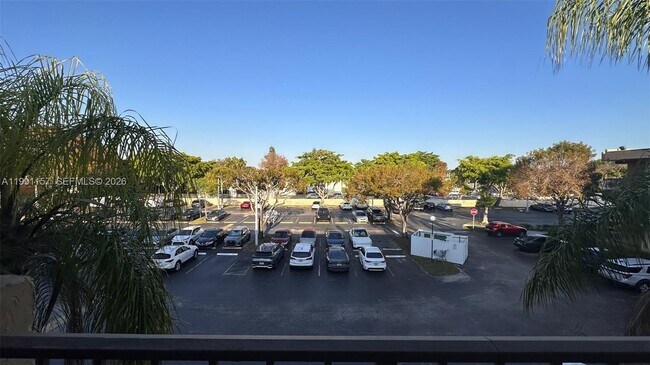 Building Photo - 8401 SW 107th Ave