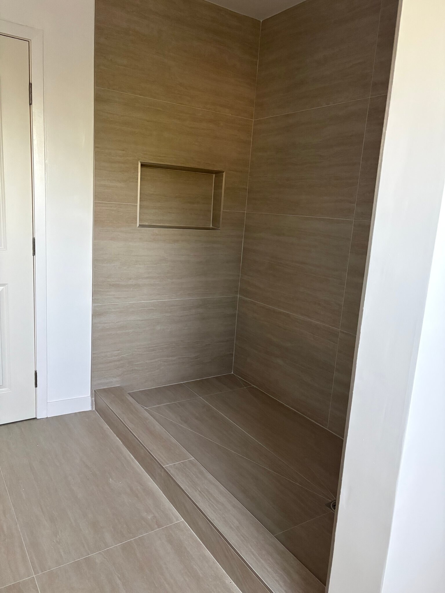 Building Photo - 11911 Stagg St