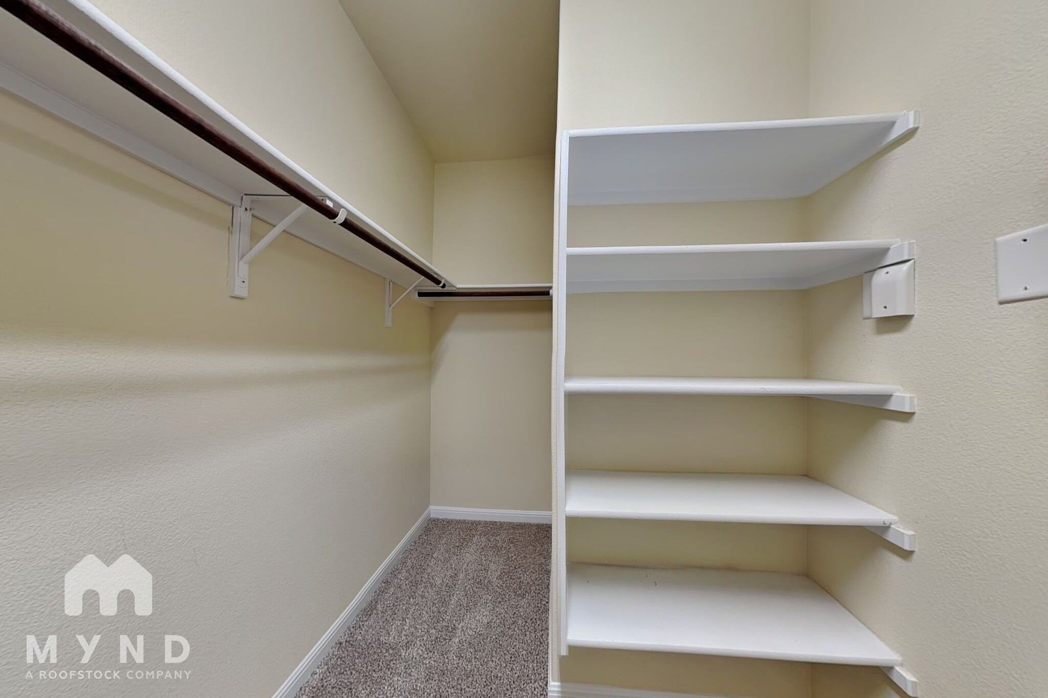 Building Photo - 18401 Rio Chama Ln