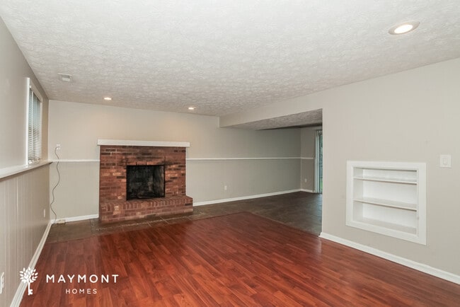 Building Photo - 4429 Valence Dr