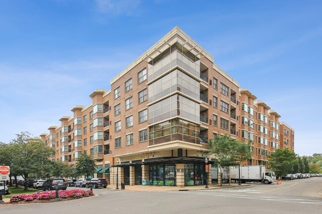 Primary Photo - 22 Ave at Port Imperial