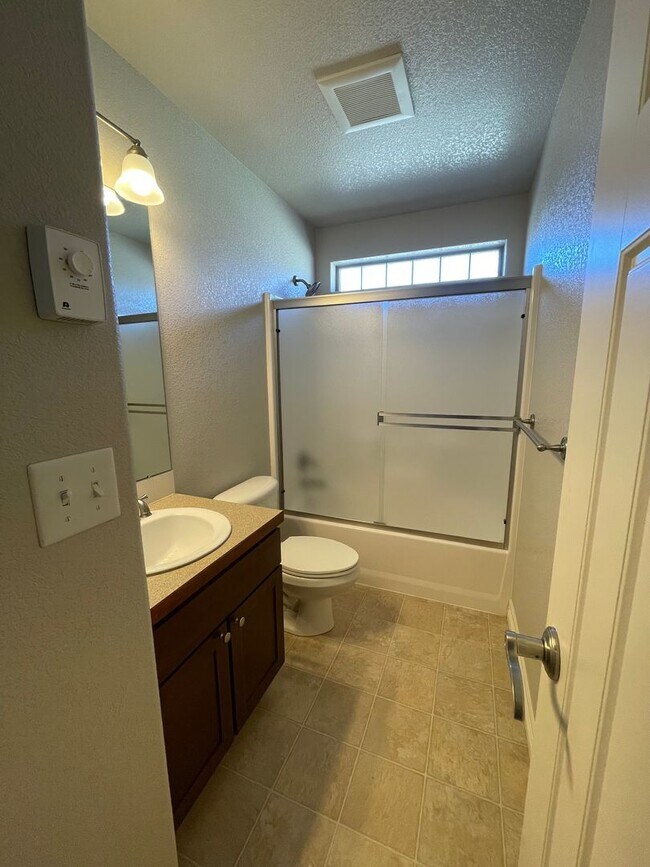 Building Photo - $300 Off 1st Month if Lease Starts by 4/10!