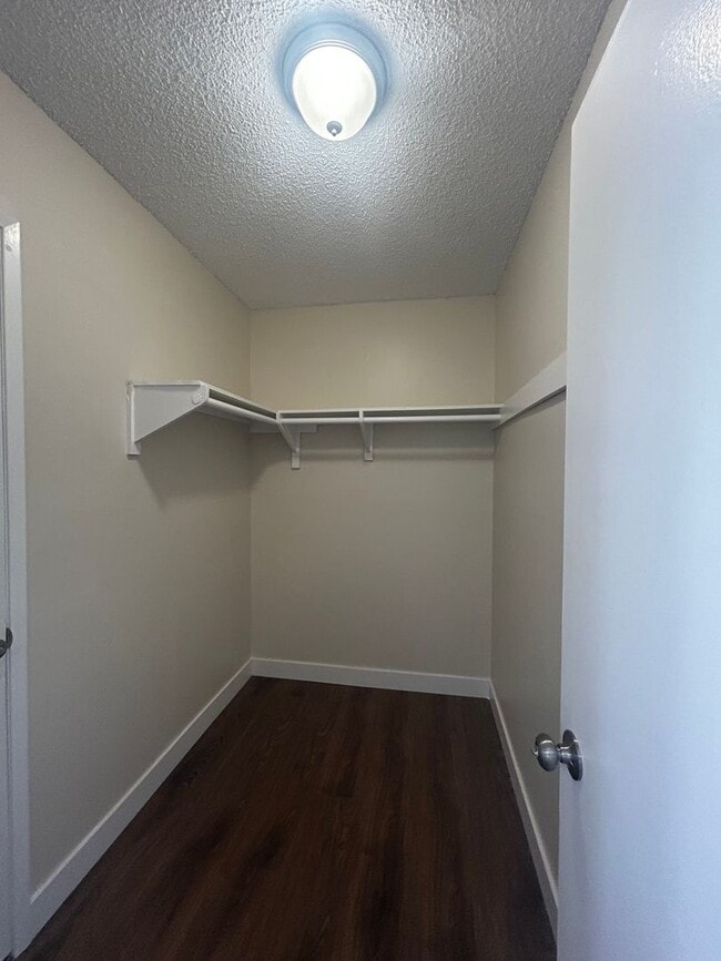 Building Photo - Heart & Home Property Management