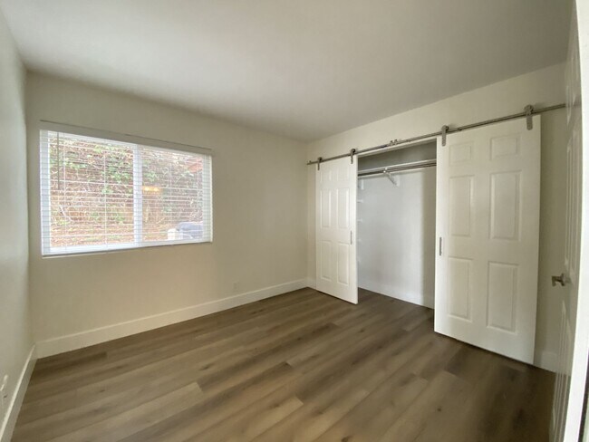 Building Photo - Spacious Home in La Costa with Nice View!!