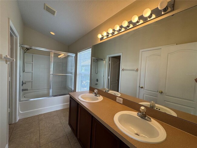Building Photo - 10387 Winding Marsh Trail