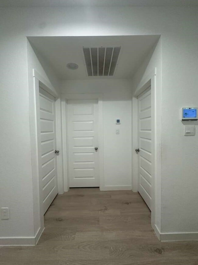 Building Photo - 2908 Misty Elm Ln