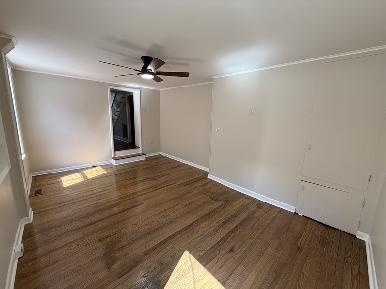 Living Room - 13 N Main St