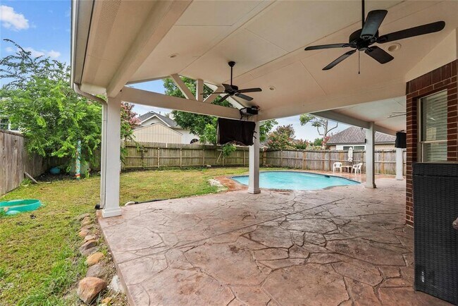 Building Photo - 3131 Bay Spring Dr