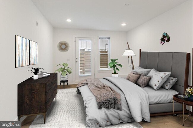 Building Photo - 1335 N Marston St