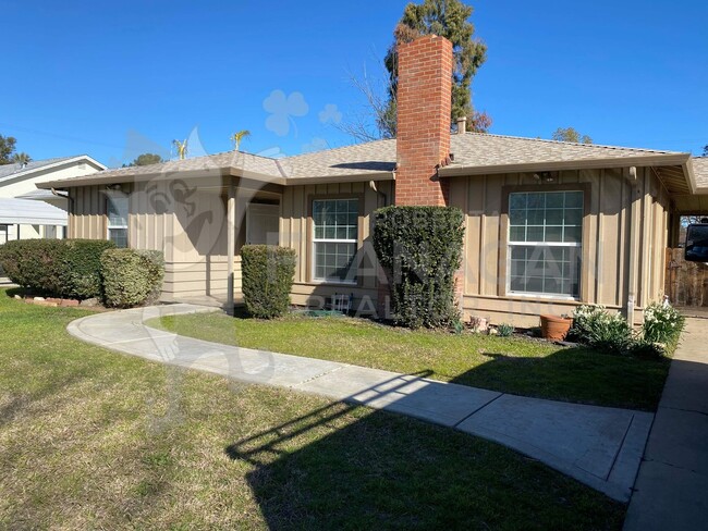 Primary Photo - 2 Bedroom/ 1 Bathroom home.
