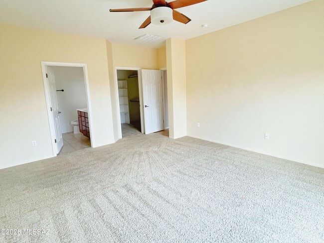 Building Photo - 11786 W Fordson Dr