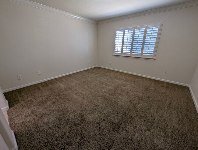 Building Photo - 3/2.5 House Available Now in Mossdale Landing
