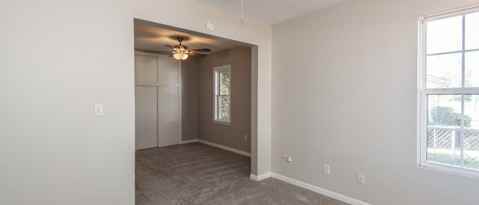Building Photo - 207 Jefferson Rd