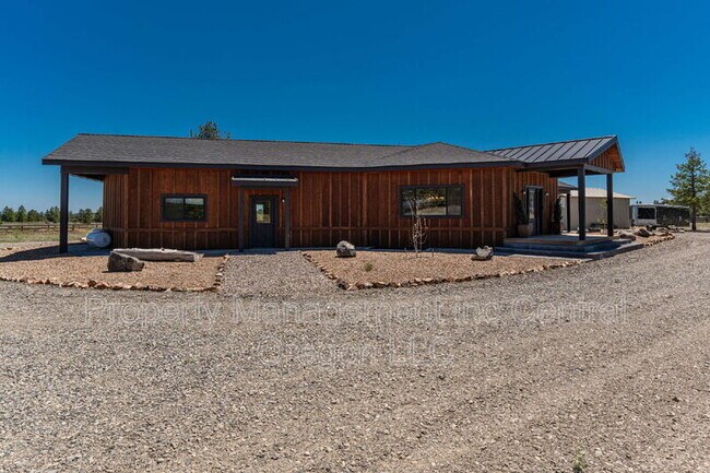 Building Photo - 66966 Gist Rd