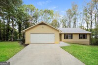 Building Photo - 100 Nandover Way