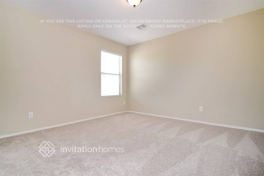 Building Photo - 17325 N 185th Dr