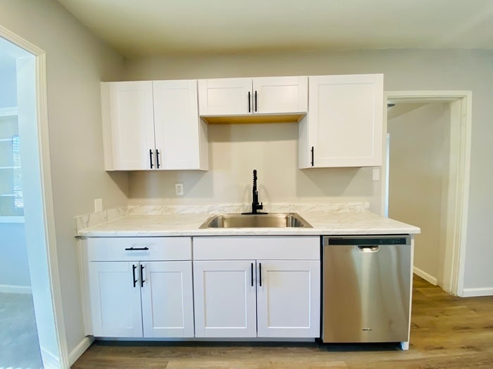 Building Photo - 2017 N Winstel Blvd