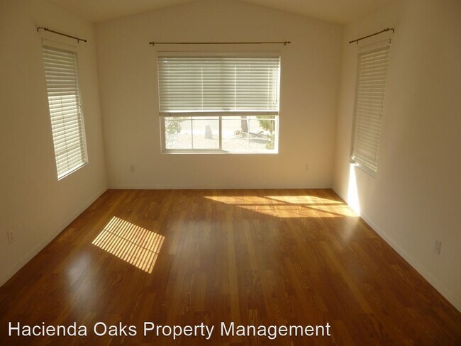 Building Photo - 3 br, 3 bath House - 511  San Luis Dr.