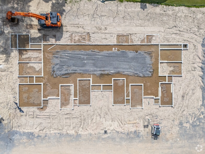 Building Photo - Springs at West Seneca