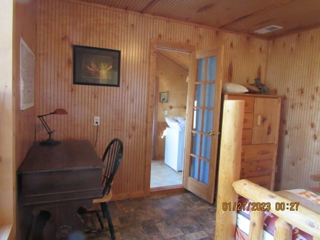 Building Photo - $1,700 - 2 Bedroom / 2 Bath Fully Furnished Cabin with an Amazing View in the Pumpkintown Community