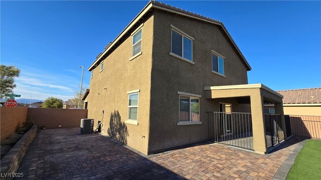 Building Photo - 4563 Cotton Quail Ave