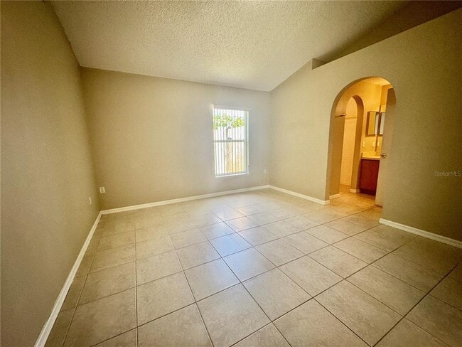 Building Photo - 434 Cadenza Dr