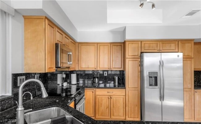Building Photo - 2533 Seascape Dr