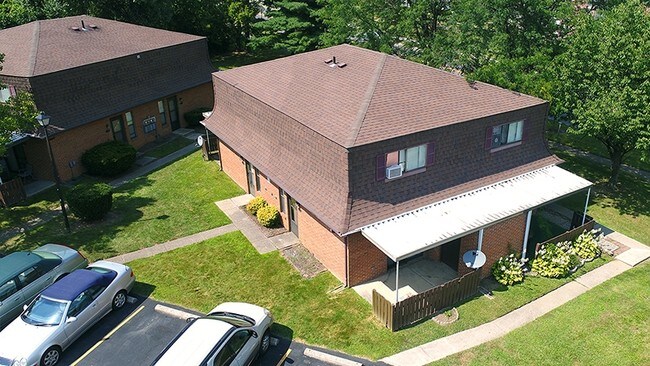 Building Photo - Village On Courtright