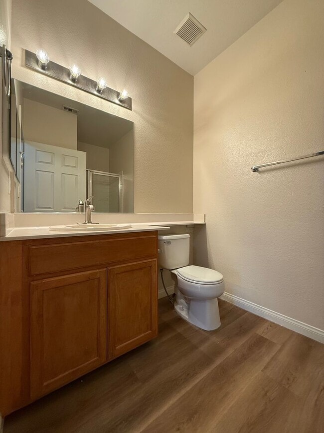 Building Photo - TWO BEDROOM TWO FULL BATH CONDO LOCATED IN A GATED COMMUNITY