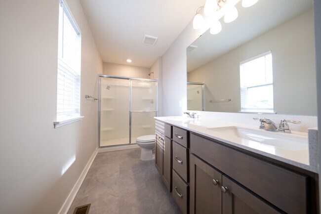 Building Photo - 5109 Mustang Dr