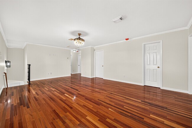 Building Photo - 20151 Pioneer Ridge Dr