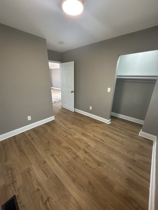 Building Photo - 5808 Fir Ave