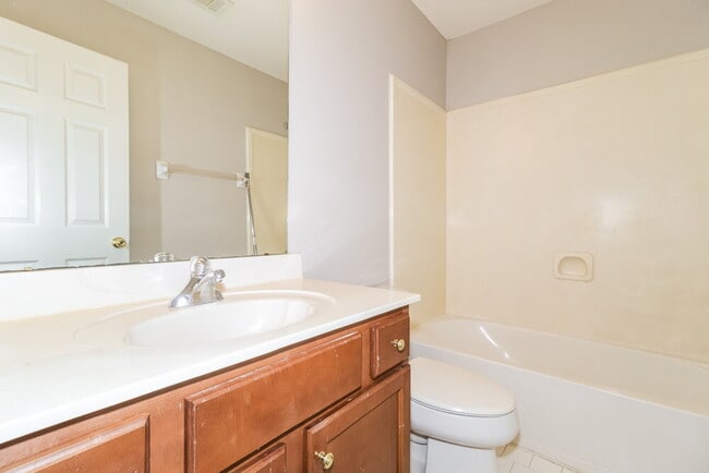 Building Photo - 10094 Cameron Ridge TR