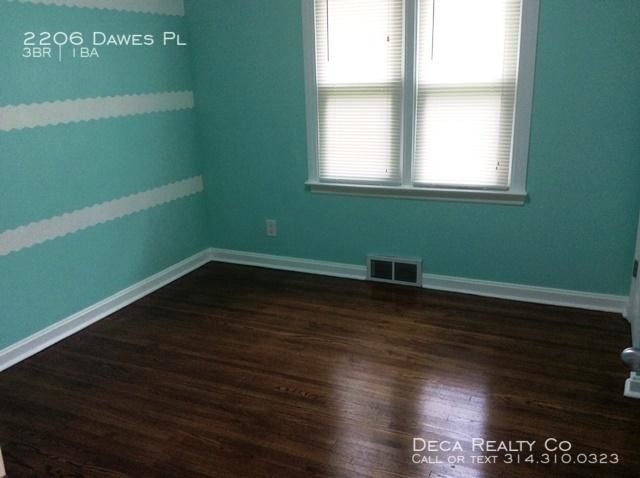 Building Photo - 3 bedroom in Saint Louis MO 63114