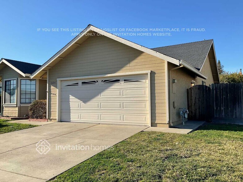Building Photo - 1604 Alcazar Ct