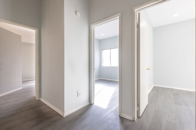 Building Photo - West Lancaster4 bedroom + bonus room