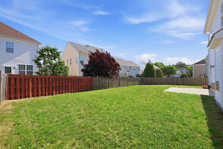 Building Photo - 5337 Glass Ridge Rd