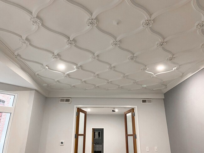 Building Photo - 124 South 19th Street, Unit 24-2R