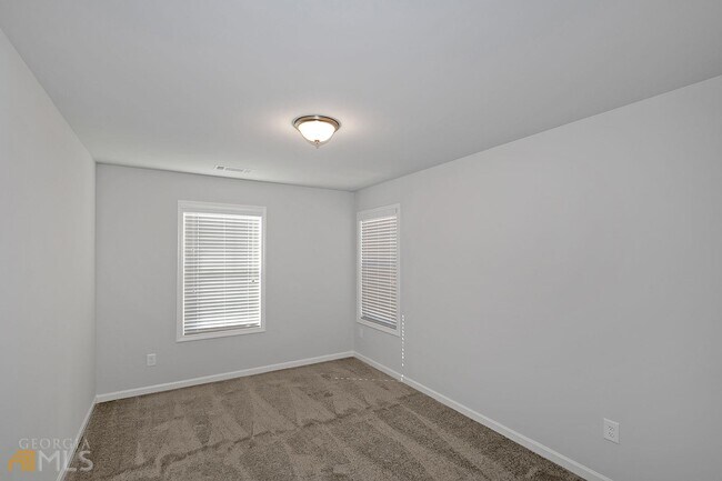 Building Photo - 5221 Pinnacle Walk Dr
