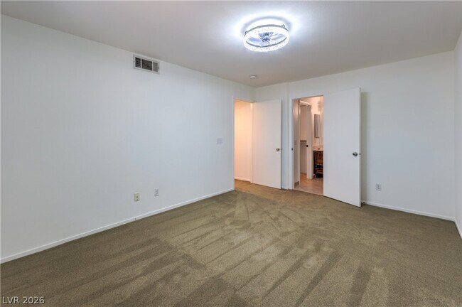 Building Photo - 8136 Autumn Star Ave