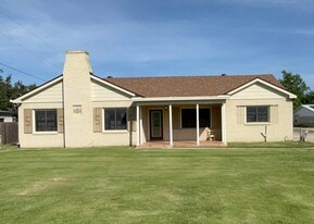 Building Photo - 2125 Highway 182 E