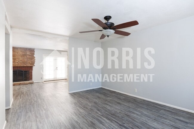 Building Photo - Great Home With NO HOA