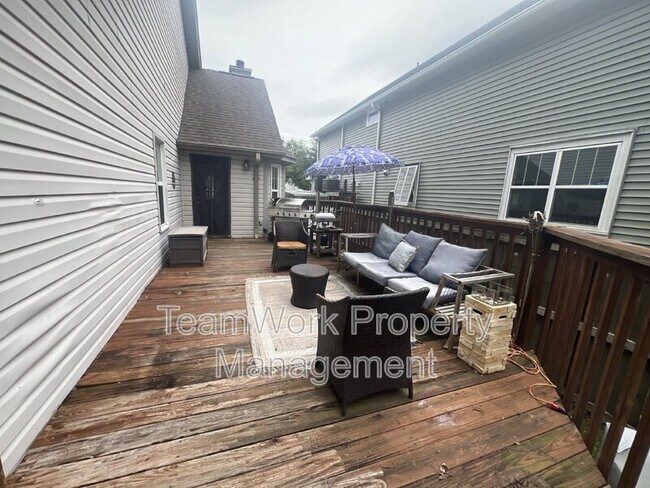 Building Photo - 827 Harbor Pl Dr