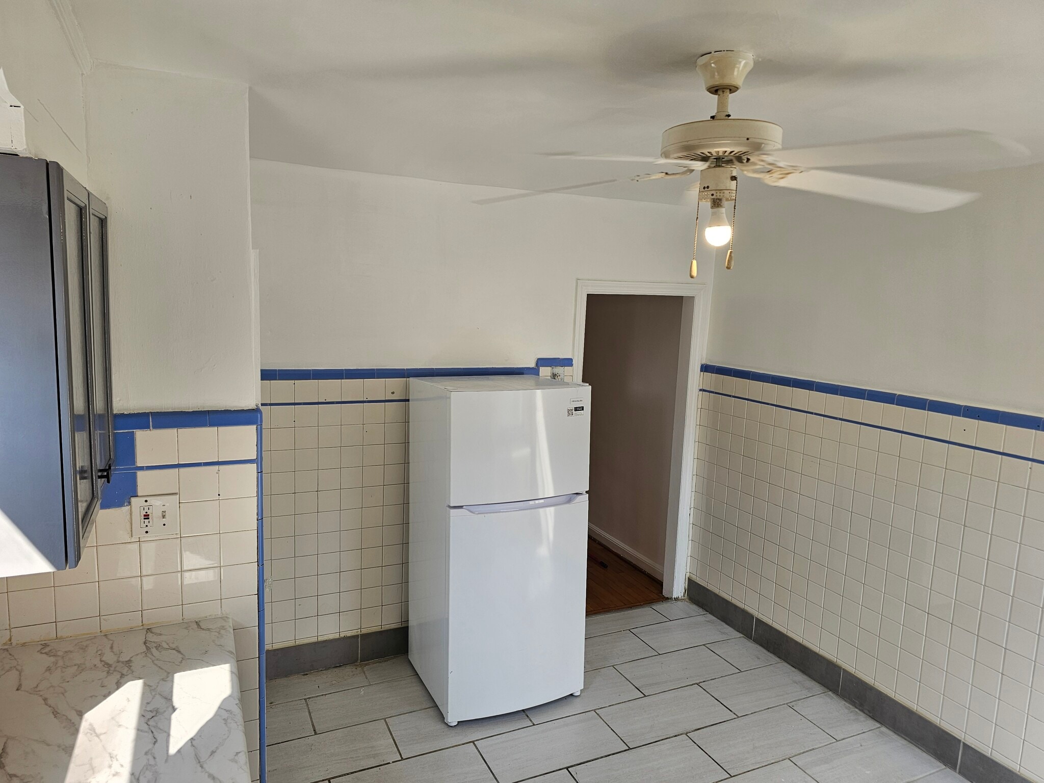 Kitchen - 1268 Stirling St